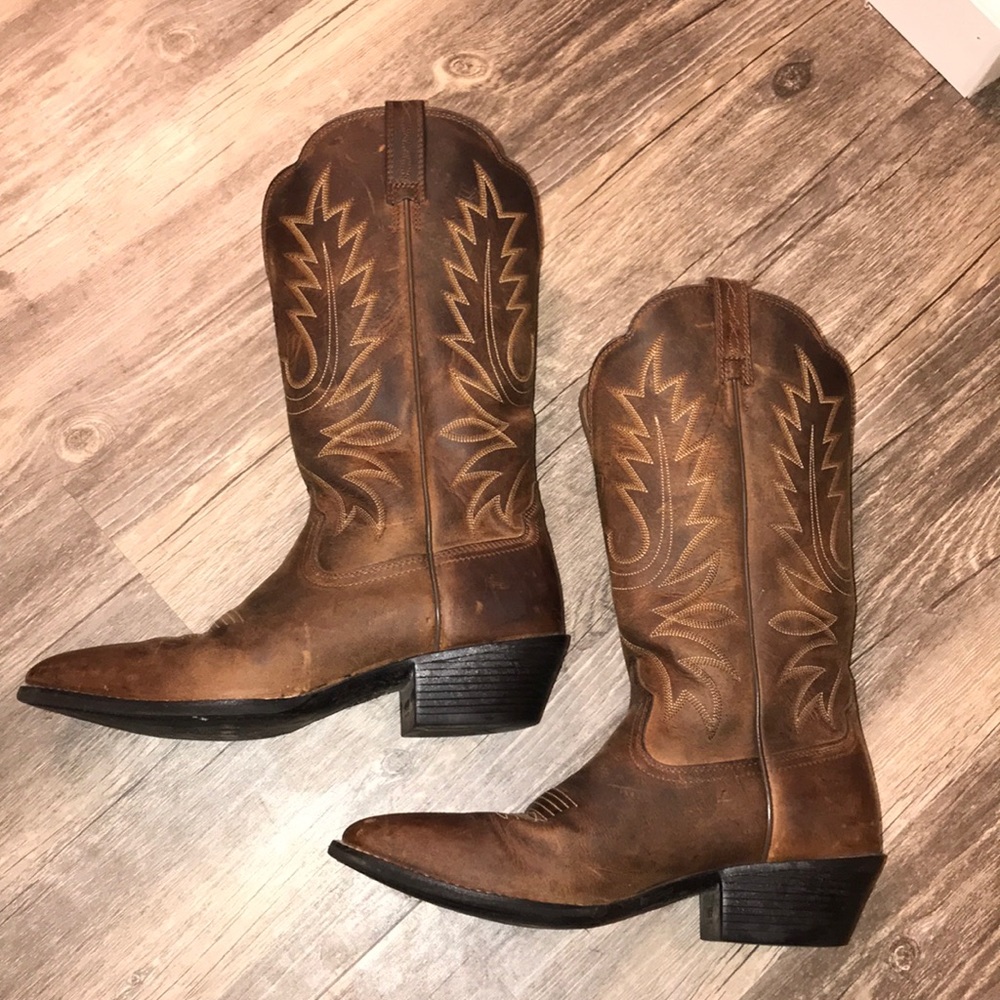 Ariat cowboy boots